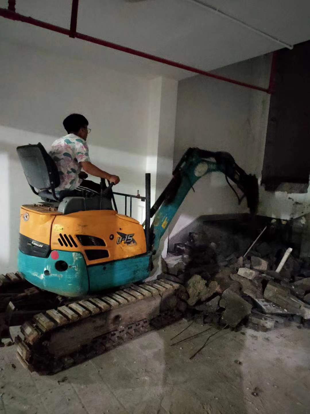 微型小挖機(jī)駕駛員流失率比較高的因素有哪些？(圖1)